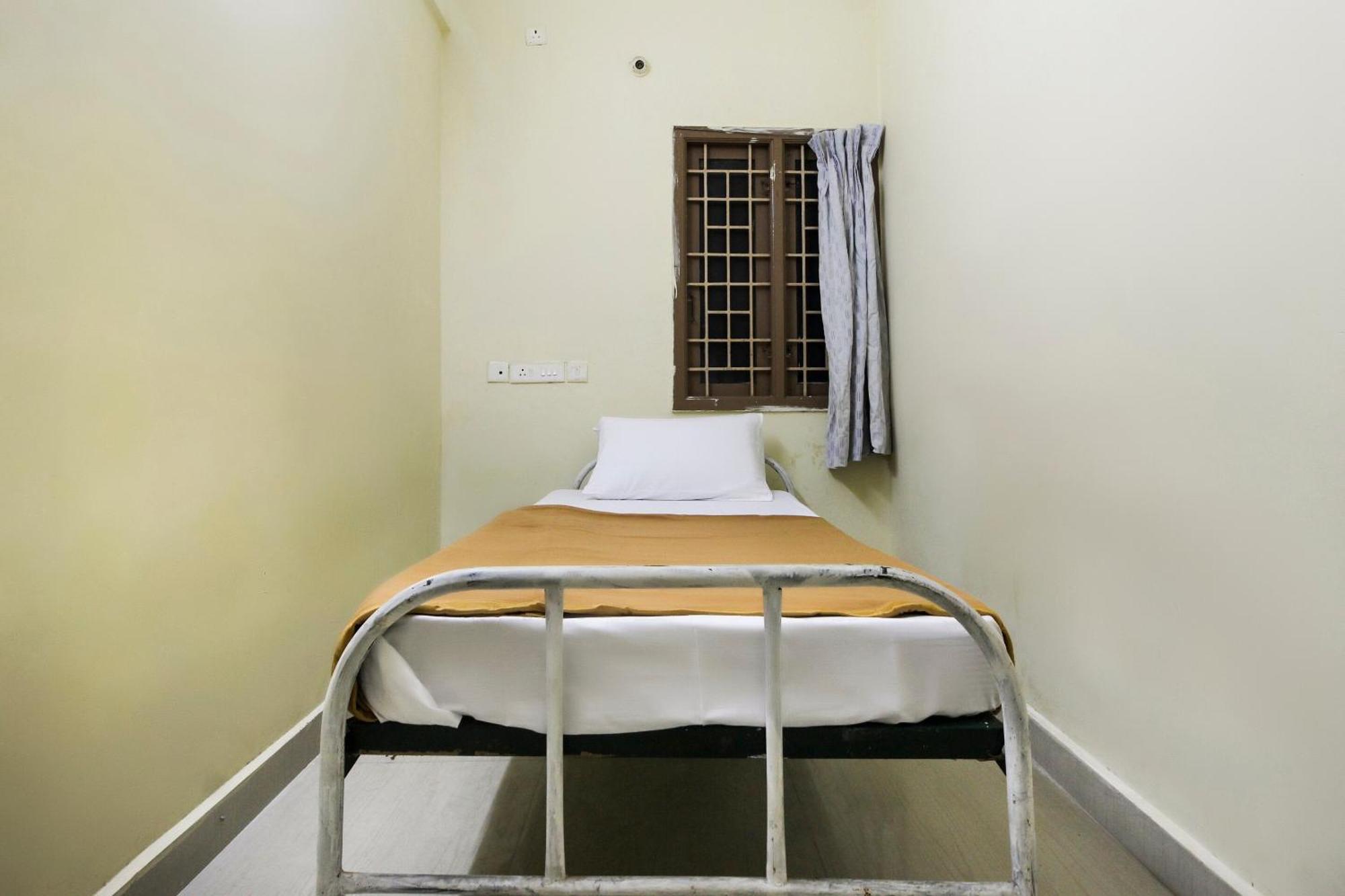 Spot On Jayalakshmi Residency Non Ac Hotell Kovilpatti Eksteriør bilde
