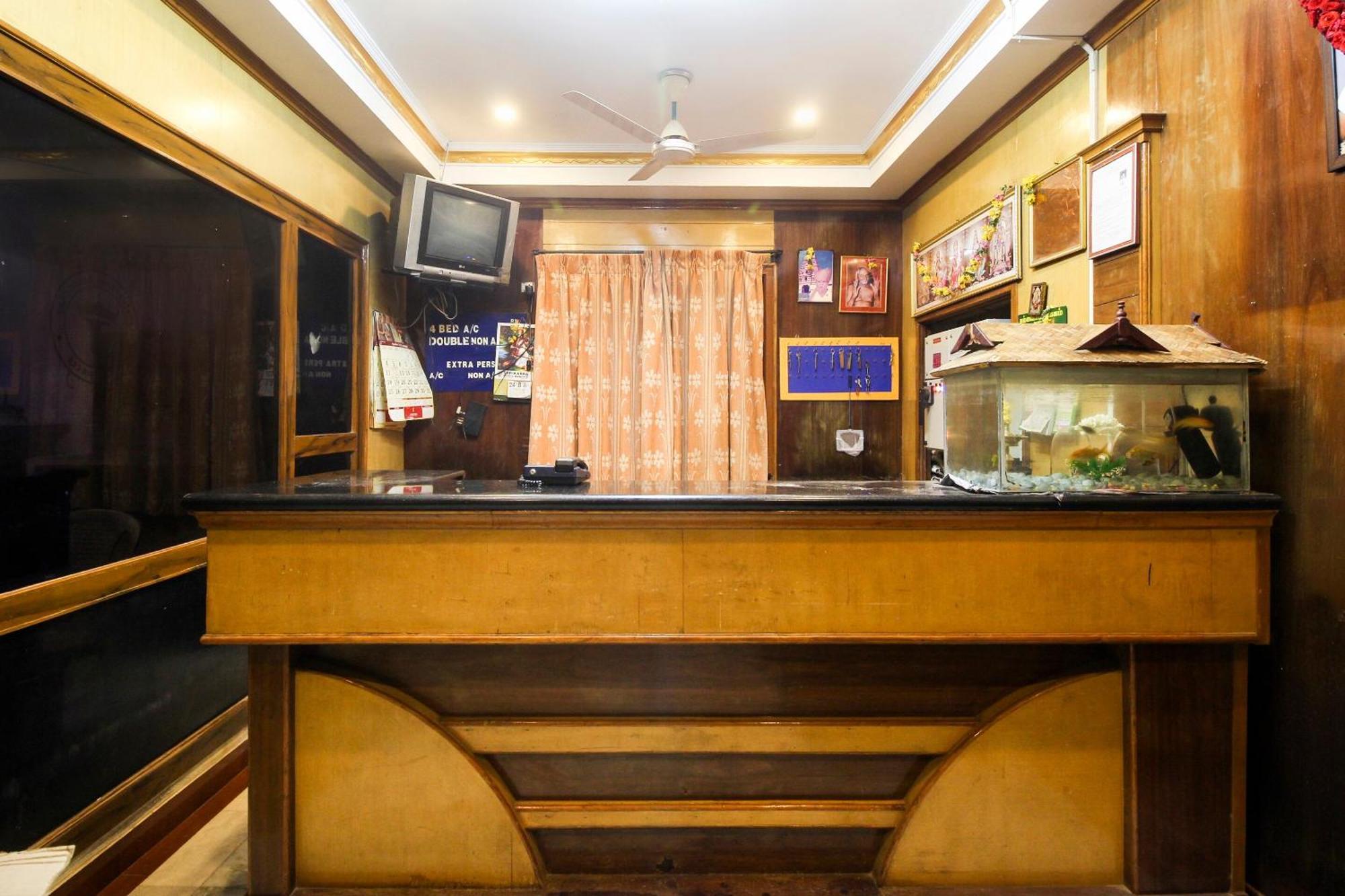 Spot On Jayalakshmi Residency Non Ac Hotell Kovilpatti Eksteriør bilde